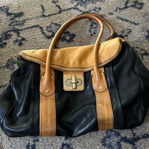 b makowsky leather purse blak and tan